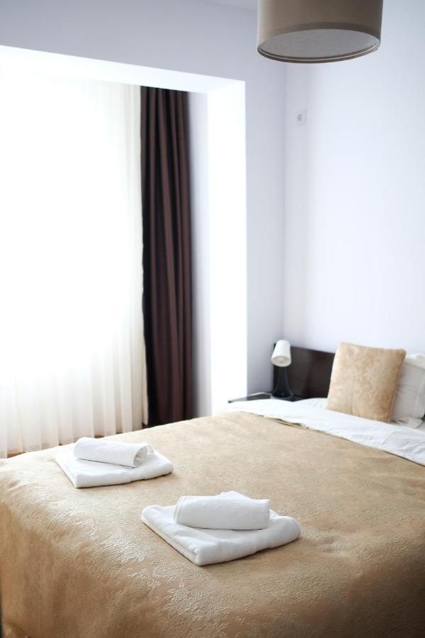White Flat Apartment บูคาเรสต์ ภายนอก รูปภาพ
